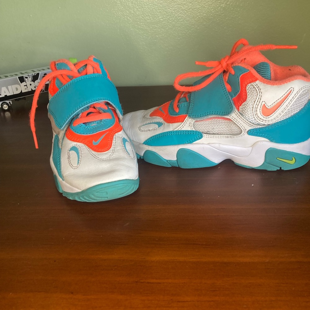 Nike speed turf little kids style BV2526-101 size 2y